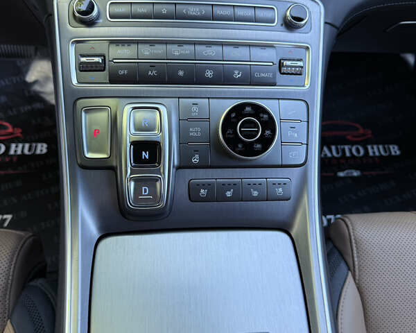 Белый Хендай Санта Фе, объемом двигателя 2.15 л и пробегом 67 тыс. км за 37999 $, фото 155 на Automoto.ua