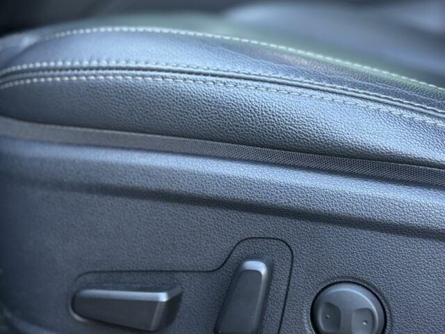 Белый Хендай Санта Фе, объемом двигателя 2 л и пробегом 35 тыс. км за 24500 $, фото 9 на Automoto.ua