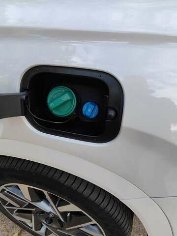 Белый Хендай Санта Фе, объемом двигателя 2.15 л и пробегом 55 тыс. км за 44999 $, фото 33 на Automoto.ua