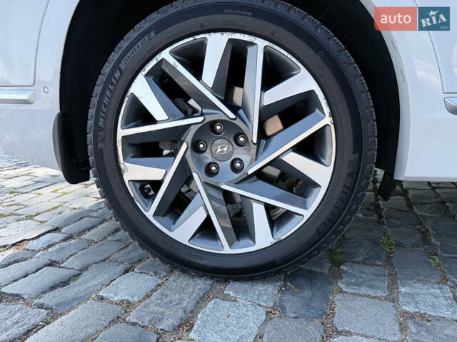 Белый Хендай Санта Фе, объемом двигателя 2.15 л и пробегом 67 тыс. км за 37999 $, фото 98 на Automoto.ua