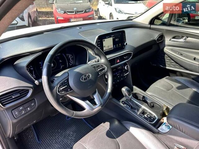 Белый Хендай Санта Фе, объемом двигателя 2.4 л и пробегом 80 тыс. км за 27500 $, фото 17 на Automoto.ua