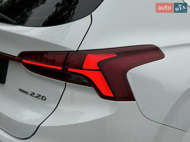 Белый Хендай Санта Фе, объемом двигателя 2.15 л и пробегом 67 тыс. км за 37999 $, фото 29 на Automoto.ua