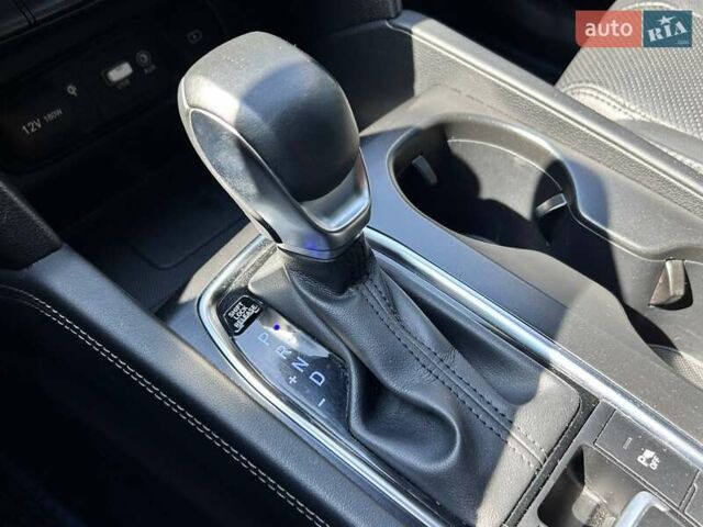 Белый Хендай Санта Фе, объемом двигателя 2.4 л и пробегом 80 тыс. км за 27500 $, фото 29 на Automoto.ua