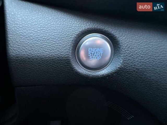 Белый Хендай Санта Фе, объемом двигателя 2.2 л и пробегом 118 тыс. км за 28300 $, фото 13 на Automoto.ua