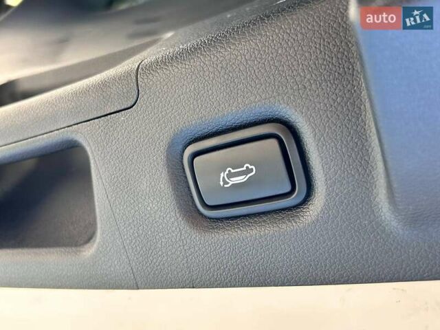 Белый Хендай Санта Фе, объемом двигателя 2.4 л и пробегом 80 тыс. км за 27500 $, фото 35 на Automoto.ua