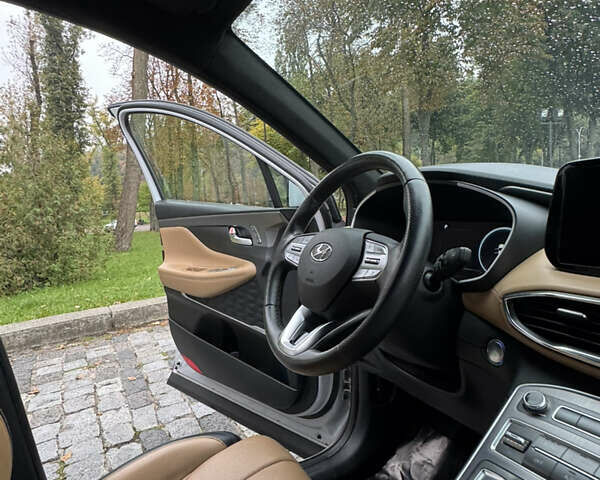 Белый Хендай Санта Фе, объемом двигателя 2.15 л и пробегом 67 тыс. км за 37999 $, фото 61 на Automoto.ua