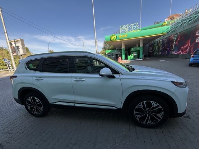 Белый Хендай Санта Фе, объемом двигателя 2 л и пробегом 35 тыс. км за 24500 $, фото 18 на Automoto.ua