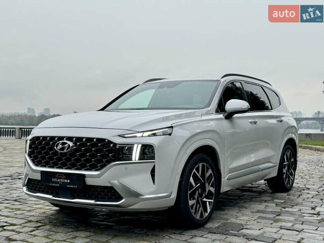 Белый Хендай Санта Фе, объемом двигателя 2.15 л и пробегом 67 тыс. км за 37999 $, фото 4 на Automoto.ua