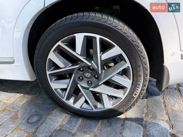 Белый Хендай Санта Фе, объемом двигателя 2.15 л и пробегом 67 тыс. км за 37999 $, фото 91 на Automoto.ua