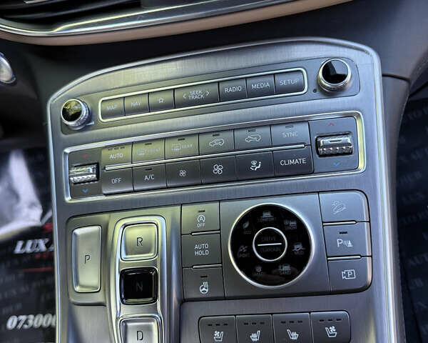 Белый Хендай Санта Фе, объемом двигателя 2.15 л и пробегом 67 тыс. км за 37999 $, фото 150 на Automoto.ua