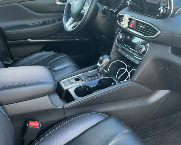 Белый Хендай Санта Фе, объемом двигателя 2 л и пробегом 62 тыс. км за 25000 $, фото 13 на Automoto.ua