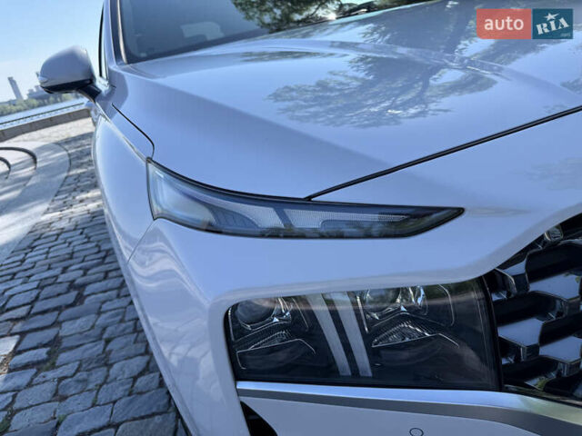 Белый Хендай Санта Фе, объемом двигателя 2.15 л и пробегом 67 тыс. км за 37999 $, фото 163 на Automoto.ua