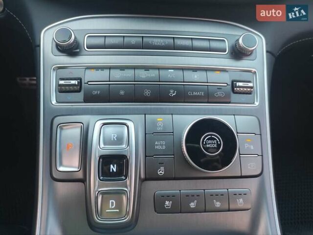 Білий Хендай Санта Фе, об'ємом двигуна 2.15 л та пробігом 61 тис. км за 35900 $, фото 11 на Automoto.ua