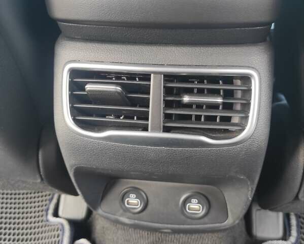 Білий Хендай Санта Фе, об'ємом двигуна 2.15 л та пробігом 61 тис. км за 35900 $, фото 14 на Automoto.ua