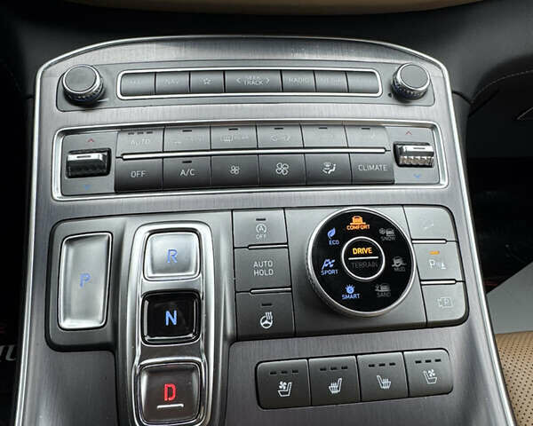 Белый Хендай Санта Фе, объемом двигателя 2.15 л и пробегом 67 тыс. км за 37999 $, фото 38 на Automoto.ua