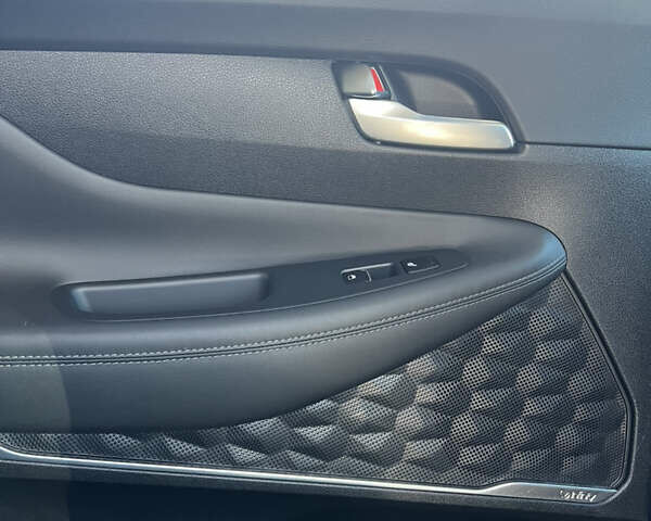 Белый Хендай Санта Фе, объемом двигателя 2 л и пробегом 62 тыс. км за 25000 $, фото 10 на Automoto.ua