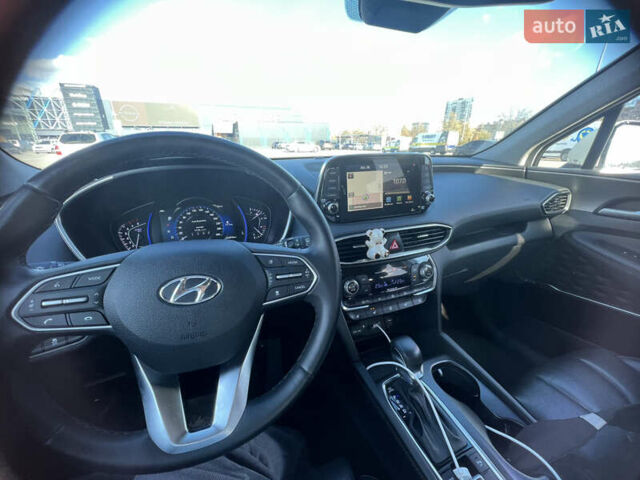 Белый Хендай Санта Фе, объемом двигателя 2 л и пробегом 62 тыс. км за 25000 $, фото 17 на Automoto.ua