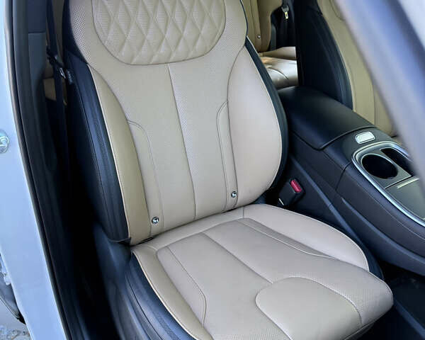 Белый Хендай Санта Фе, объемом двигателя 2.15 л и пробегом 67 тыс. км за 37999 $, фото 68 на Automoto.ua