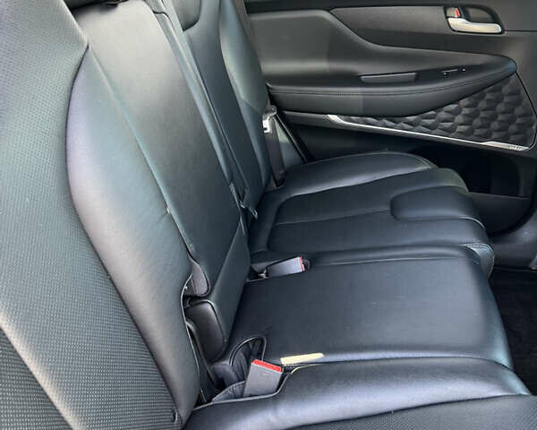 Белый Хендай Санта Фе, объемом двигателя 2 л и пробегом 62 тыс. км за 25000 $, фото 11 на Automoto.ua