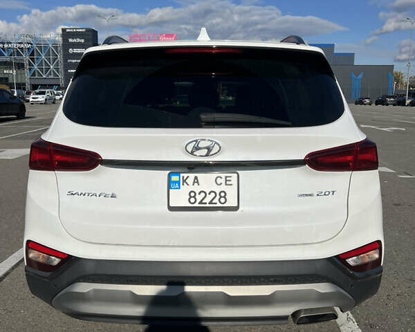 Белый Хендай Санта Фе, объемом двигателя 2 л и пробегом 62 тыс. км за 25000 $, фото 3 на Automoto.ua