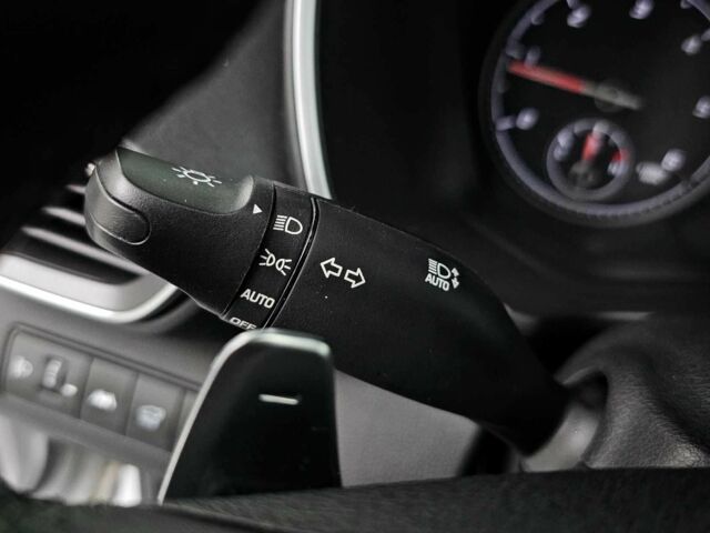 Белый Хендай Санта Фе, объемом двигателя 2.2 л и пробегом 122 тыс. км за 24500 $, фото 12 на Automoto.ua