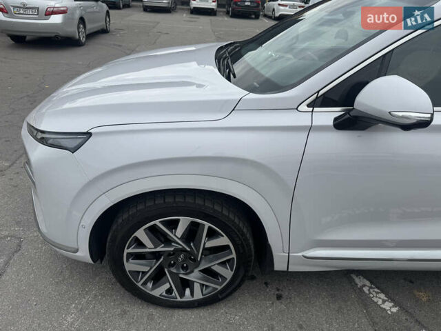 Белый Хендай Санта Фе, объемом двигателя 2.15 л и пробегом 75 тыс. км за 37500 $, фото 4 на Automoto.ua