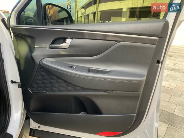 Белый Хендай Санта Фе, объемом двигателя 2.2 л и пробегом 123 тыс. км за 29700 $, фото 62 на Automoto.ua