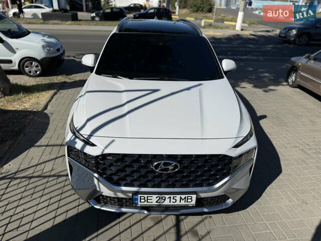 Білий Хендай Санта Фе, об'ємом двигуна 2.15 л та пробігом 100 тис. км за 33999 $, фото 1 на Automoto.ua
