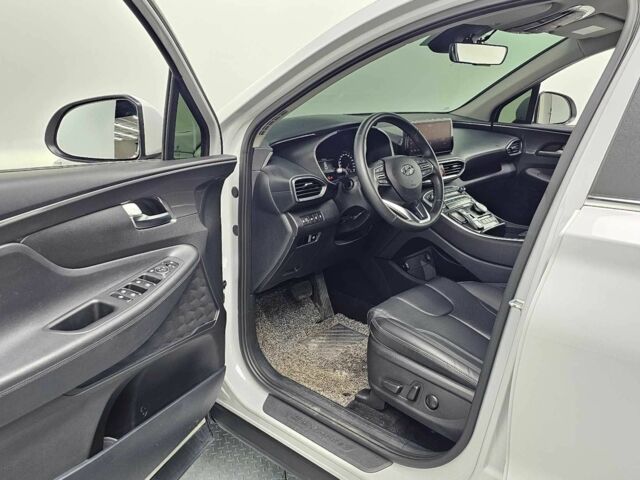 Белый Хендай Санта Фе, объемом двигателя 2.2 л и пробегом 122 тыс. км за 24500 $, фото 8 на Automoto.ua