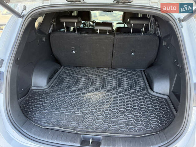 Білий Хендай Санта Фе, об'ємом двигуна 2.15 л та пробігом 100 тис. км за 33999 $, фото 13 на Automoto.ua