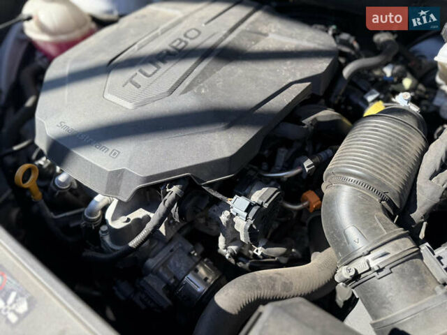 Білий Хендай Санта Фе, об'ємом двигуна 2.15 л та пробігом 100 тис. км за 33999 $, фото 18 на Automoto.ua