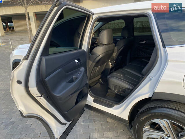 Белый Хендай Санта Фе, объемом двигателя 2.2 л и пробегом 123 тыс. км за 29700 $, фото 41 на Automoto.ua