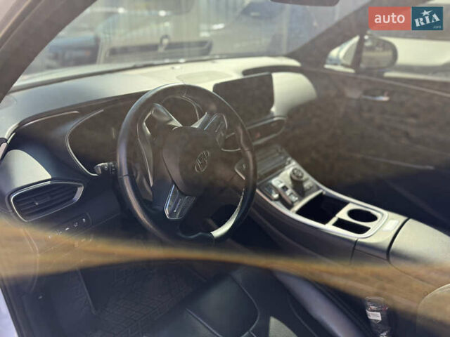 Білий Хендай Санта Фе, об'ємом двигуна 2.15 л та пробігом 100 тис. км за 33999 $, фото 9 на Automoto.ua