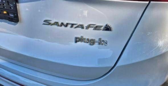 Белый Хендай Санта Фе, объемом двигателя 1.6 л и пробегом 40 тыс. км за 17000 $, фото 5 на Automoto.ua