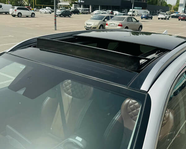 Білий Хендай Санта Фе, об'ємом двигуна 2.15 л та пробігом 57 тис. км за 41000 $, фото 4 на Automoto.ua