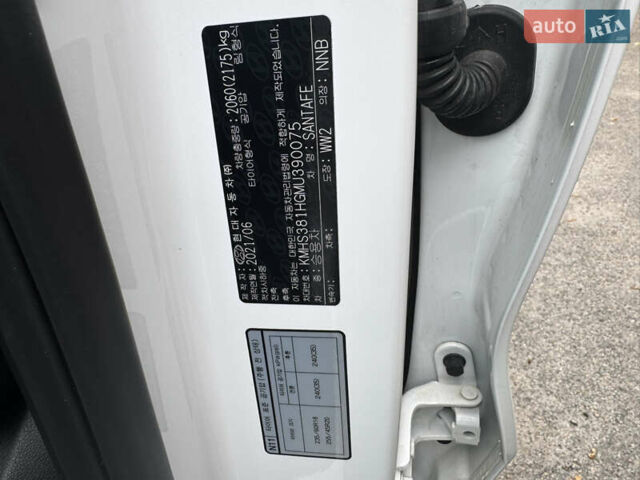 Білий Хендай Санта Фе, об'ємом двигуна 2.15 л та пробігом 147 тис. км за 29800 $, фото 49 на Automoto.ua