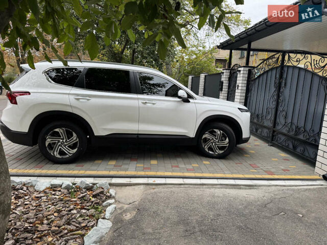 Білий Хендай Санта Фе, об'ємом двигуна 2.15 л та пробігом 147 тис. км за 29800 $, фото 83 на Automoto.ua