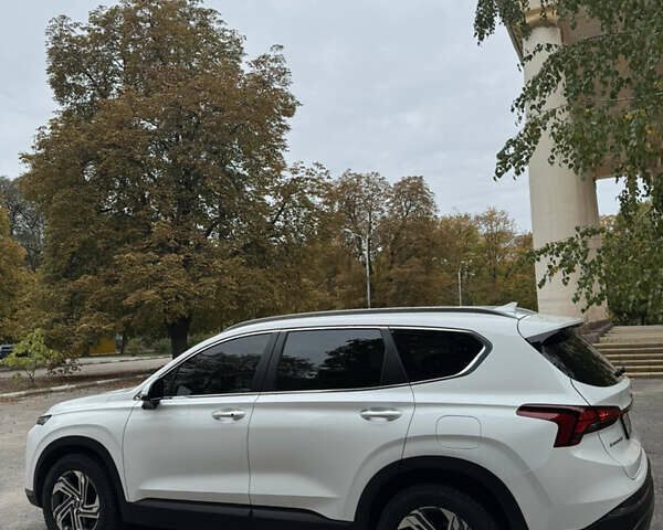 Білий Хендай Санта Фе, об'ємом двигуна 2.15 л та пробігом 147 тис. км за 29800 $, фото 75 на Automoto.ua