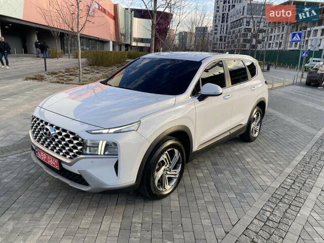 Белый Хендай Санта Фе, объемом двигателя 2.2 л и пробегом 123 тыс. км за 29700 $, фото 4 на Automoto.ua