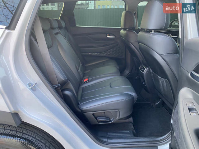 Белый Хендай Санта Фе, объемом двигателя 2.2 л и пробегом 123 тыс. км за 29700 $, фото 48 на Automoto.ua