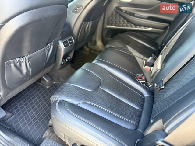 Білий Хендай Санта Фе, об'ємом двигуна 2.15 л та пробігом 100 тис. км за 33999 $, фото 11 на Automoto.ua