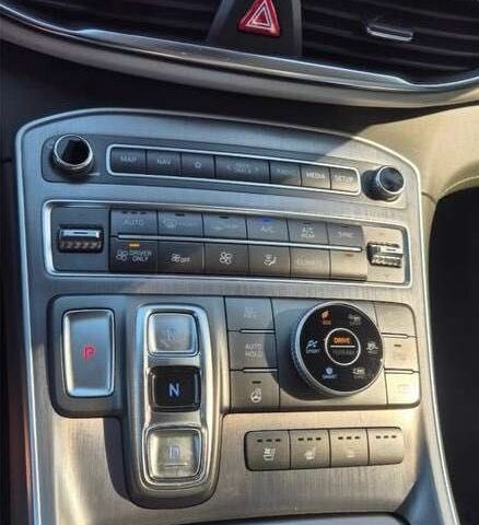 Белый Хендай Санта Фе, объемом двигателя 1.6 л и пробегом 40 тыс. км за 17000 $, фото 18 на Automoto.ua