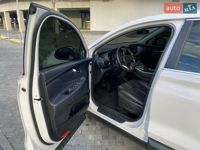 Белый Хендай Санта Фе, объемом двигателя 2.2 л и пробегом 123 тыс. км за 29700 $, фото 35 на Automoto.ua