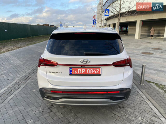 Белый Хендай Санта Фе, объемом двигателя 2.2 л и пробегом 123 тыс. км за 29700 $, фото 7 на Automoto.ua