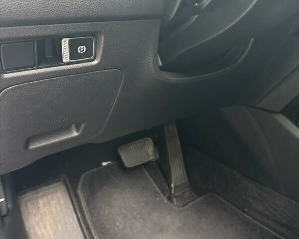 Білий Хендай Санта Фе, об'ємом двигуна 2.15 л та пробігом 147 тис. км за 29800 $, фото 59 на Automoto.ua