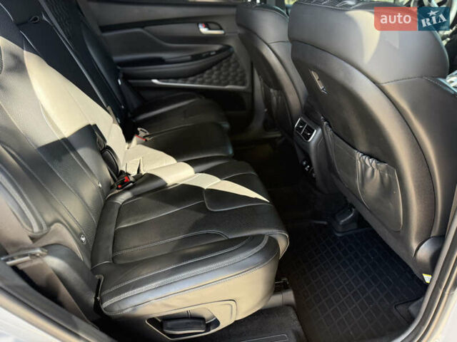 Білий Хендай Санта Фе, об'ємом двигуна 2.15 л та пробігом 100 тис. км за 33999 $, фото 14 на Automoto.ua