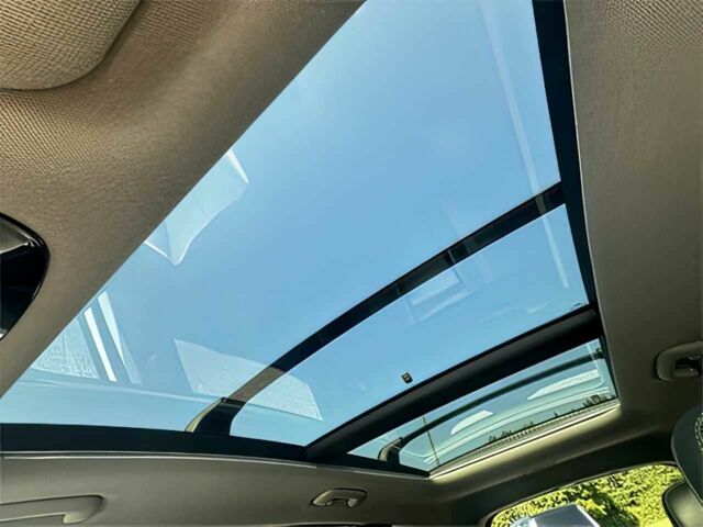 Белый Хендай Санта Фе, объемом двигателя 2.5 л и пробегом 12 тыс. км за 11300 $, фото 12 на Automoto.ua