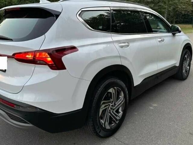 Белый Хендай Санта Фе, объемом двигателя 2.2 л и пробегом 42 тыс. км за 22700 $, фото 2 на Automoto.ua