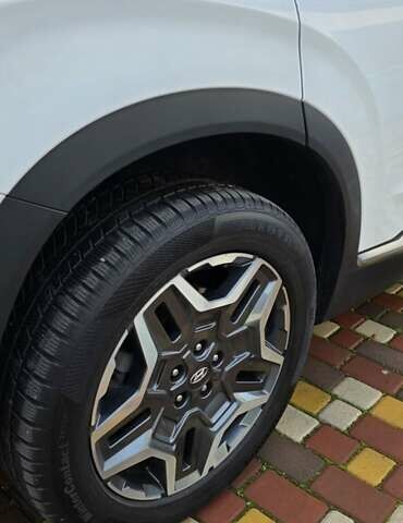 Белый Хендай Санта Фе, объемом двигателя 1.6 л и пробегом 58 тыс. км за 35500 $, фото 3 на Automoto.ua