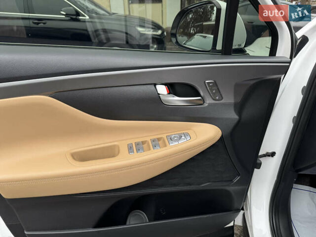 Білий Хендай Санта Фе, об'ємом двигуна 2.2 л та пробігом 96 тис. км за 36500 $, фото 9 на Automoto.ua